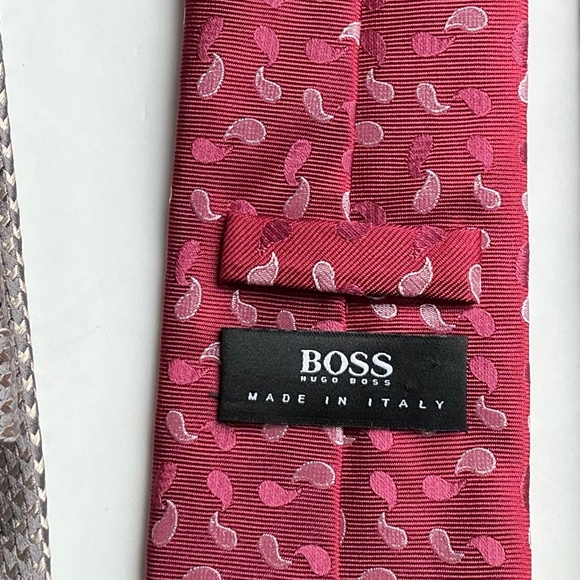 3 Hugo Boss Slim all silk Ties made in Italy 🇮🇹 - Picture 2 of 8